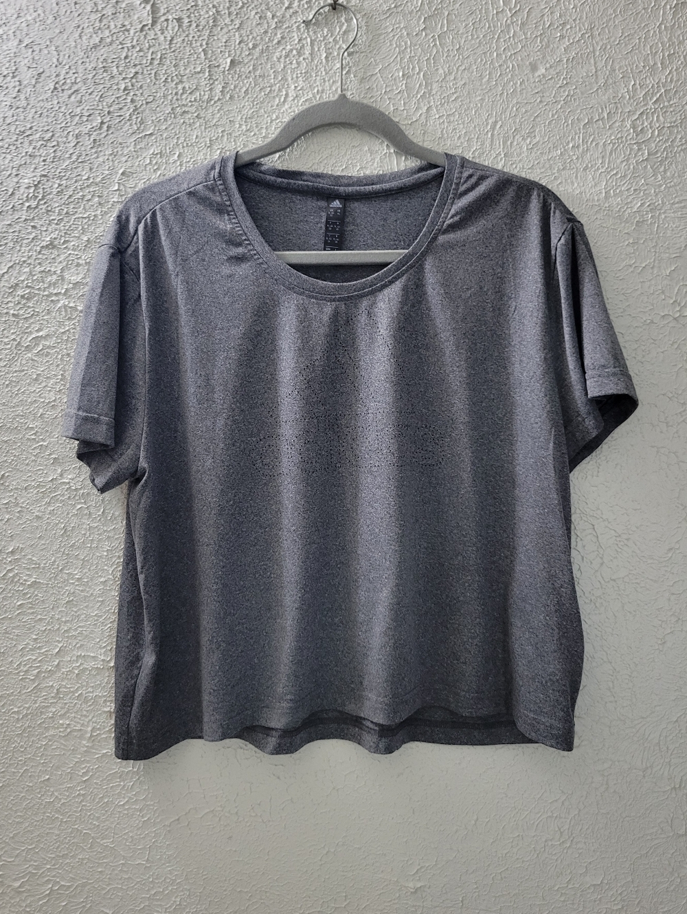 adidas Sz XL Perforated Women’s Top Shirt Gray Short Sleeve Long Crop